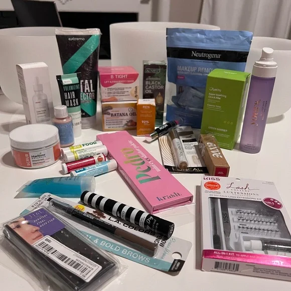 24 piece set! Make up skin care hair personal care items cosmetics bundle lot - Picture 2 of 7